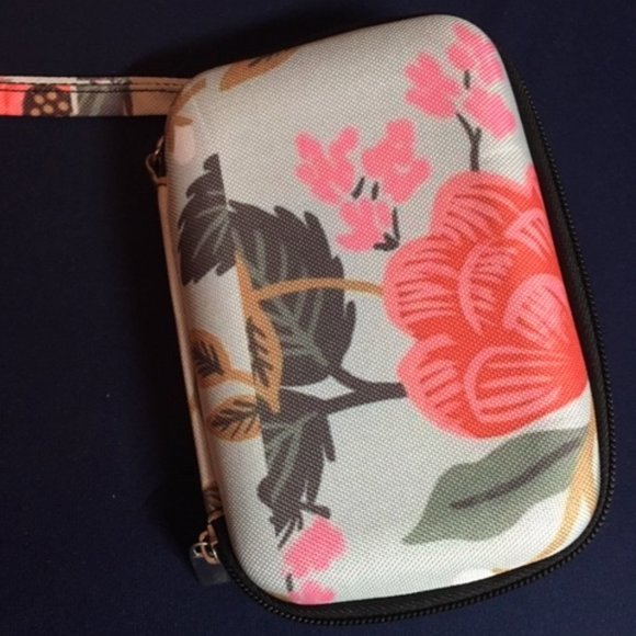 Floral Wristlet Make Up Cosmetic Brush Travel Weekend Hard Case 4.5" x 6.5" - Picture 8 of 10